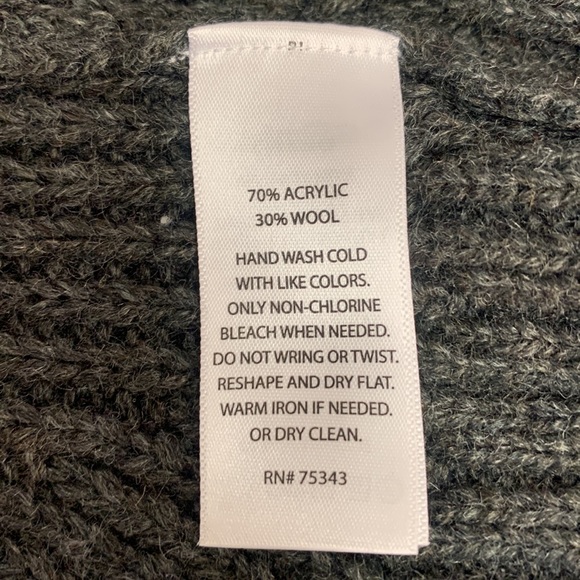 Wool Blend Long Sweater with Short Sleeves - Picture 7 of 7